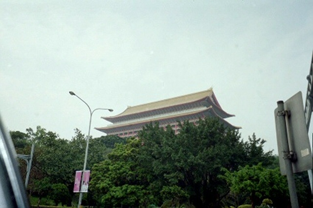 a peek at the "Yuan Mountain" Grand Hotel